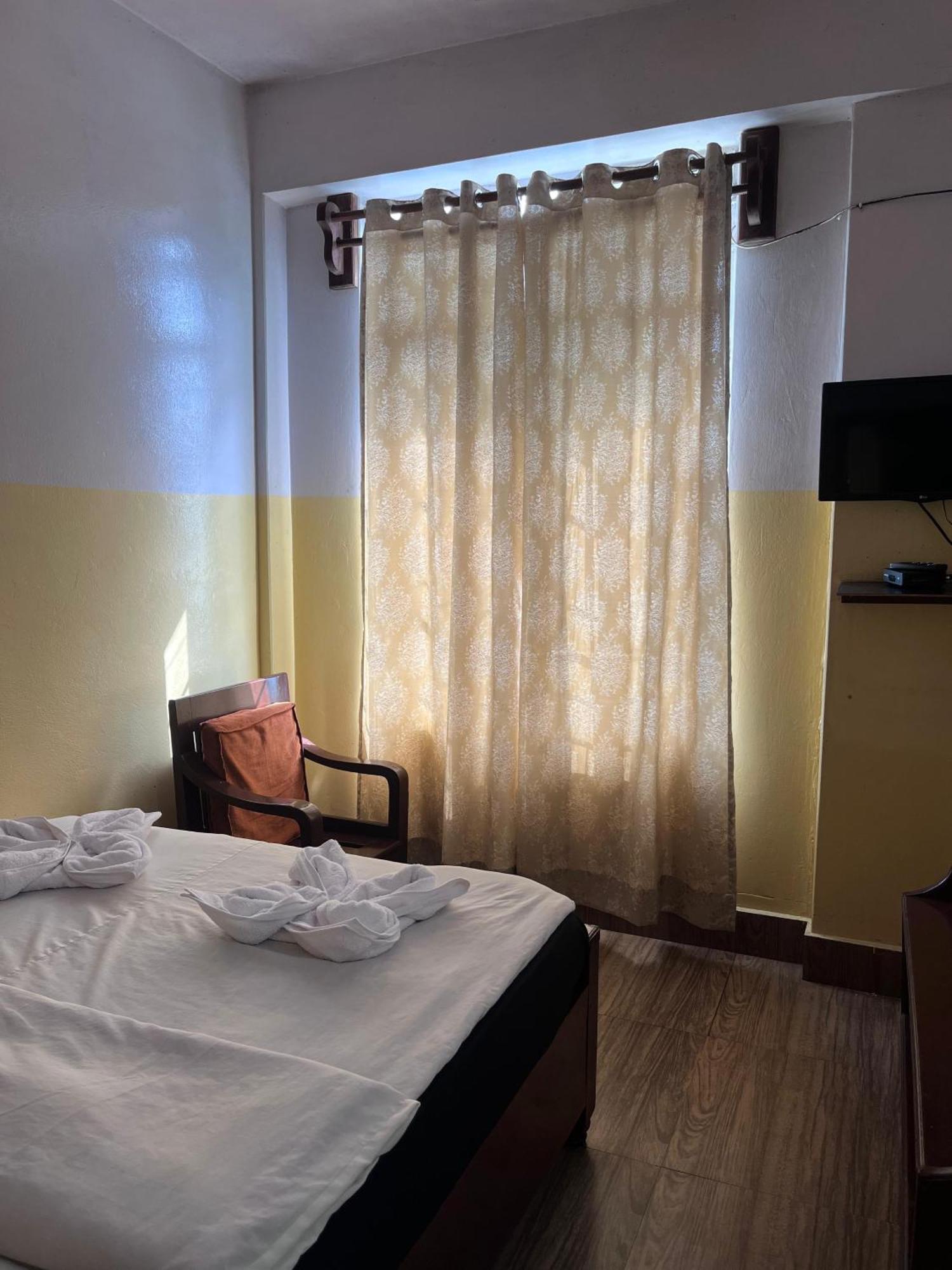 Jn Hotel Kohima Ngoại thất bức ảnh